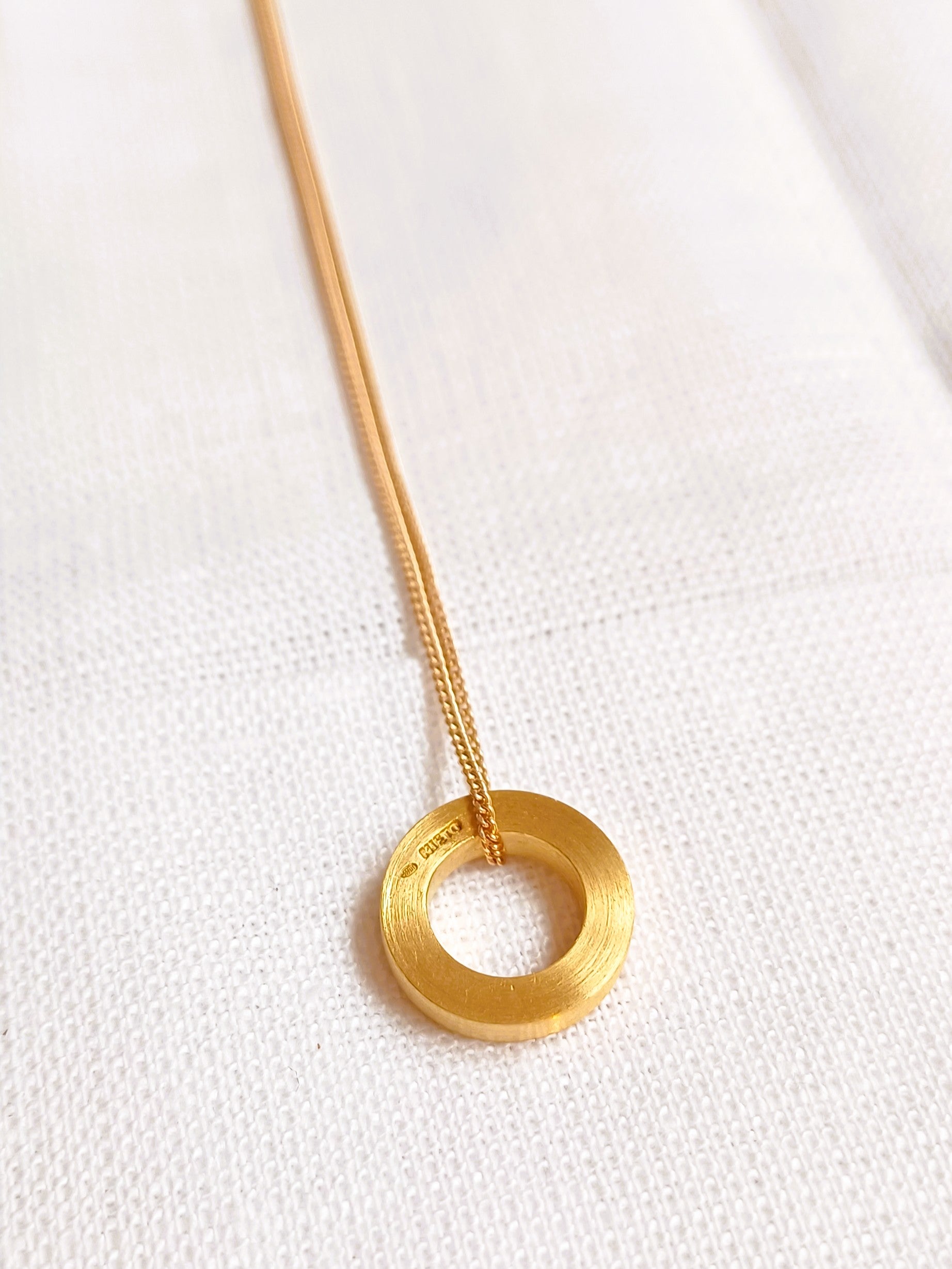 Circulo oro puro 999.9