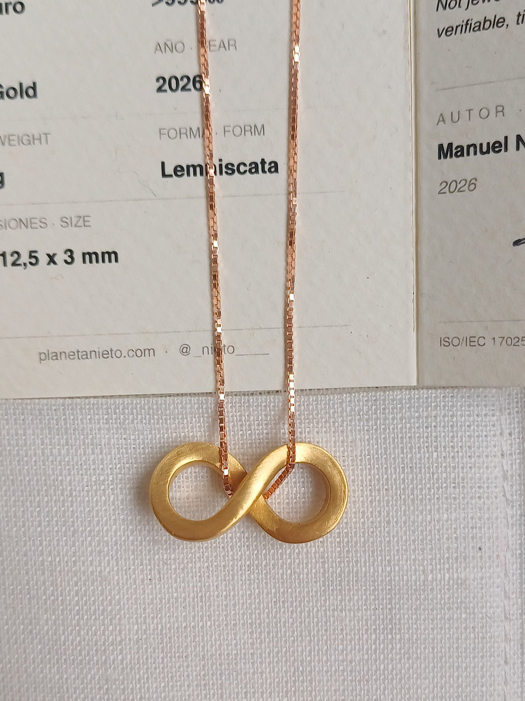 Lemniscata de Oro puro 999.9