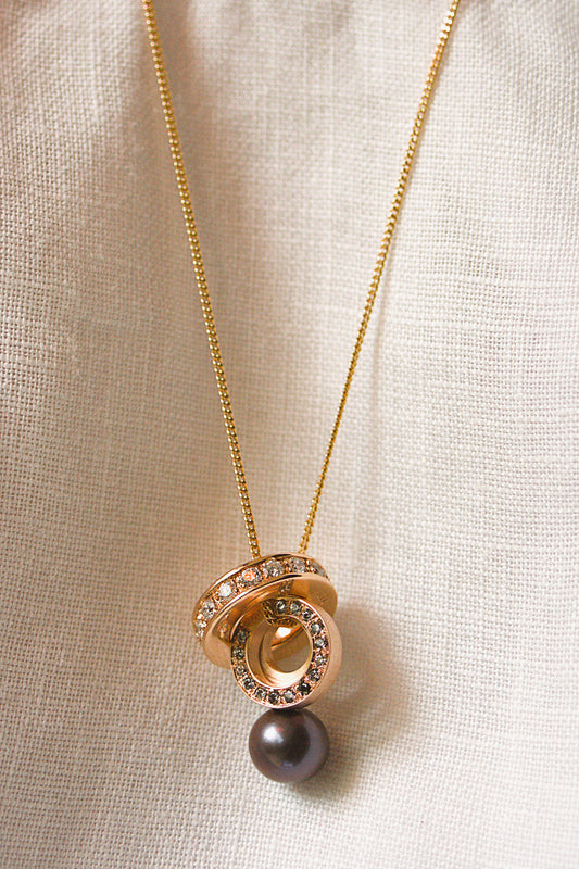 Solix Oro Rojo 18k + 1.12 ktes brillantes y perla de Thaiti