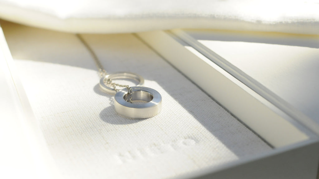 Circulo Platino Bold